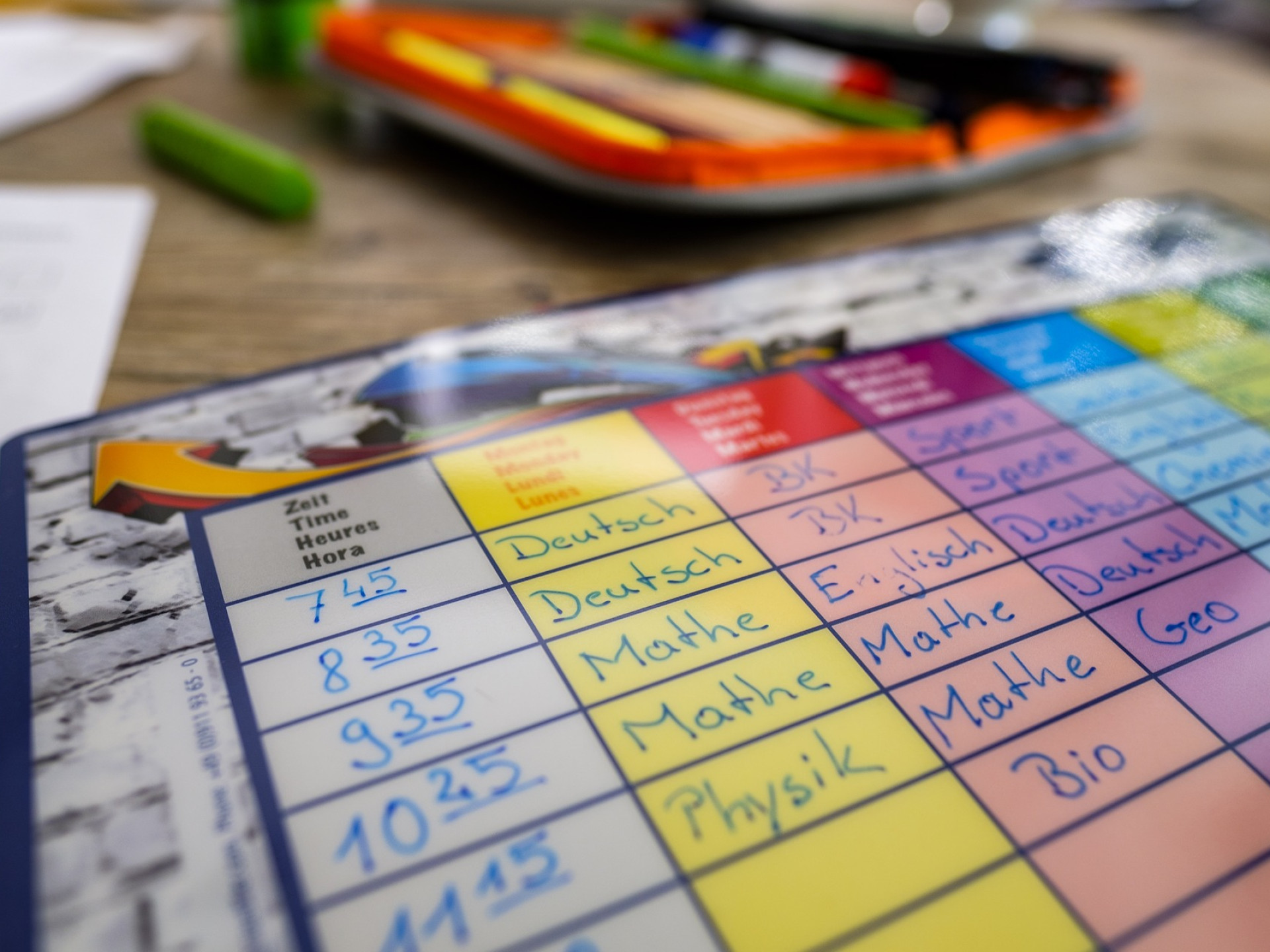timetable-3665089_1920